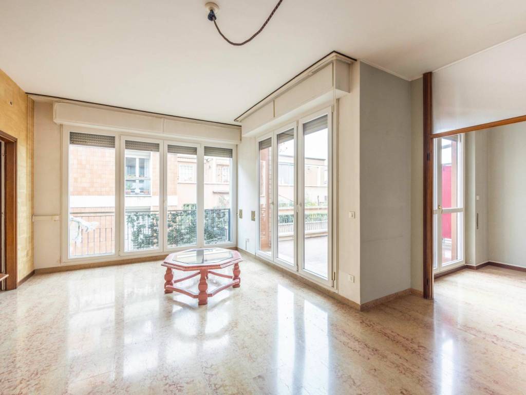 Attico / mansarda a Bologna in Via Guglielmo Marconi, 29 - Foto 4