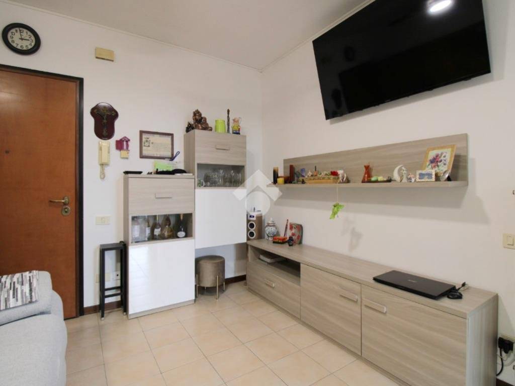 Appartamento a Montecchio maggiore in Via G. Rossini, 48 - Foto 4