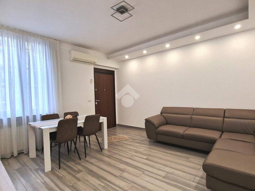 Appartamento a Gallarate in Via Polo Marco, 11 - Foto 3