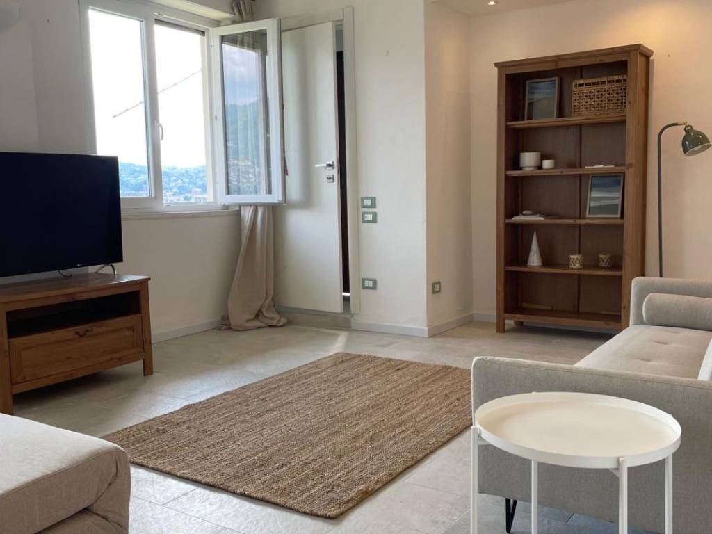 Appartamento a Como in Via Santa Marta - Foto 3
