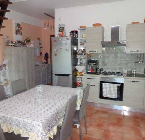Appartamento a Mascali in Via Federico Ii D'Aragona 6 - Foto 2