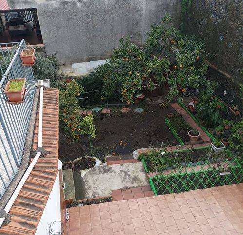 Casa indipendente a Giarre in Piazza San Vito Martire 13 - Foto 3