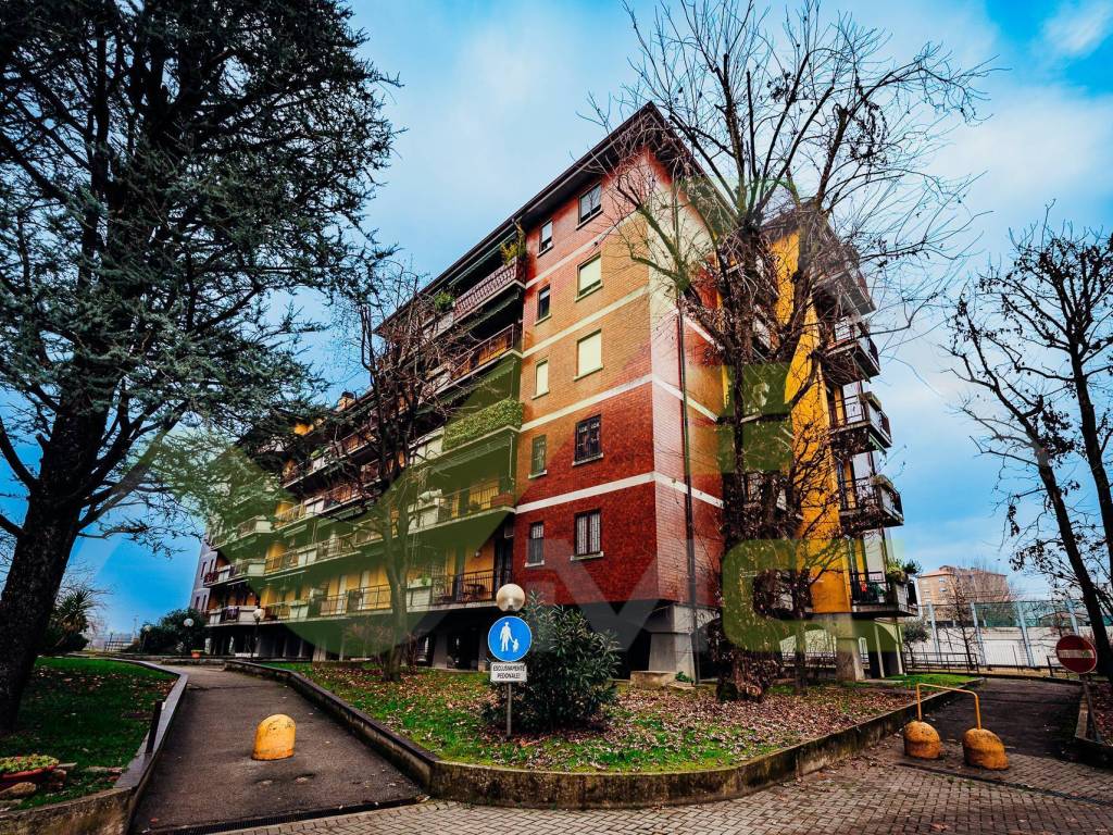 Appartamento a Melzo in VIA C. OREGLIO, 17 - Foto 2