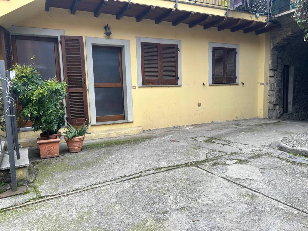 Appartamento a Credaro in Via Don Luigi Monti, 6 - Foto 2