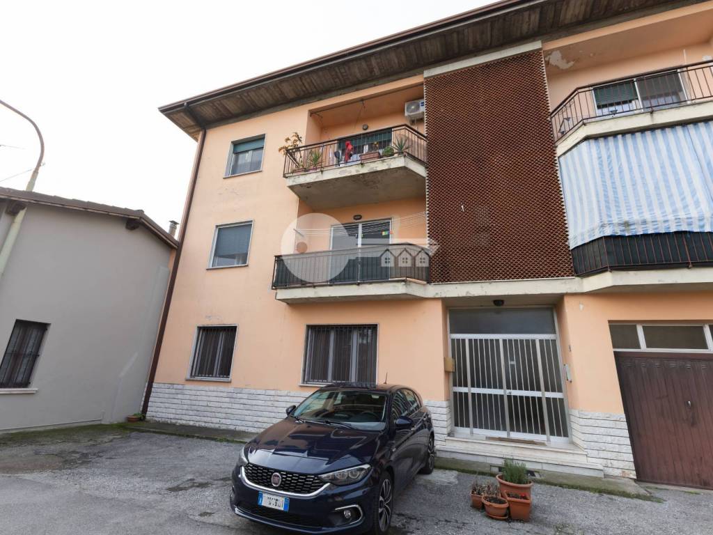 Appartamento a Leno in VIA MOLINO SOPRA, 6 - Foto 4