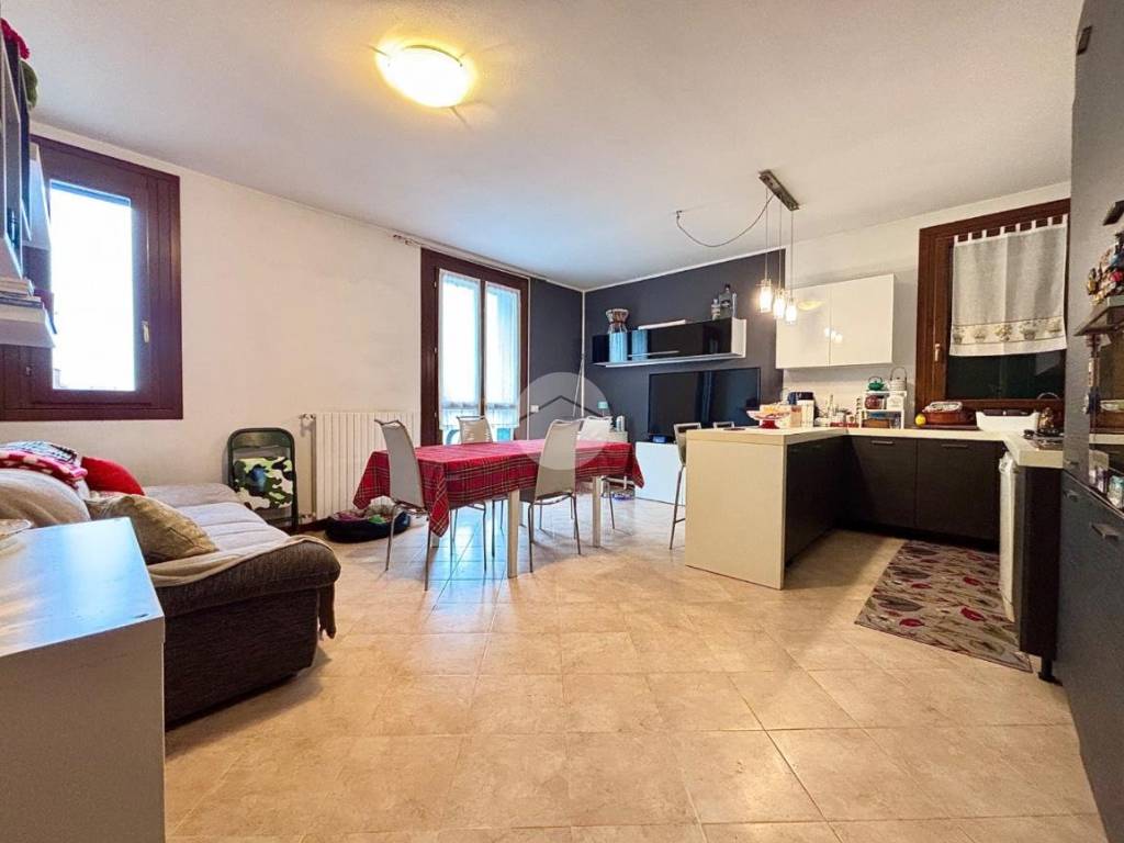 Appartamento a San giovanni lupatoto in Via Sandro Pertini, 9 - Foto 3