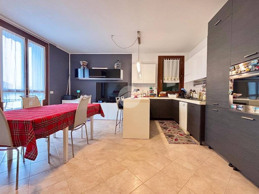 Appartamento a San giovanni lupatoto in Via Sandro Pertini, 9 - Foto 4