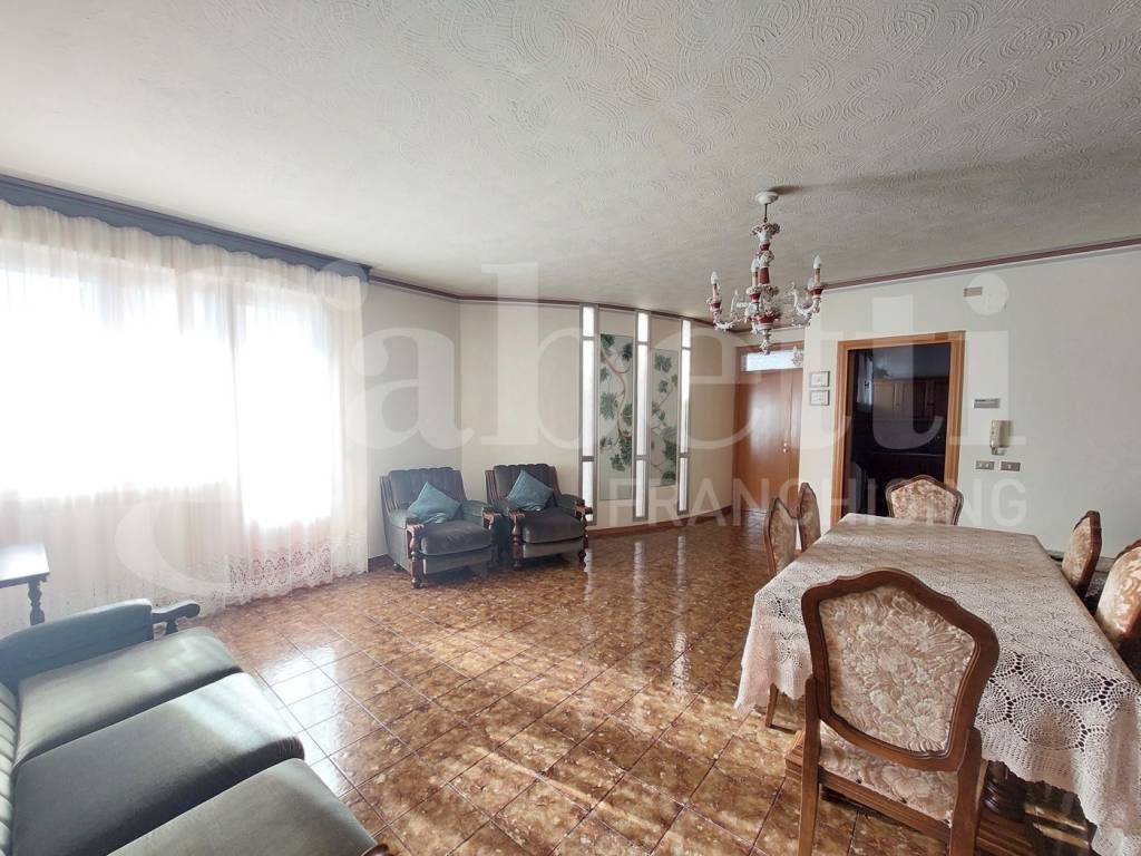 Appartamento a Controguerra in Stradale della Madonna, 38 - Foto 3