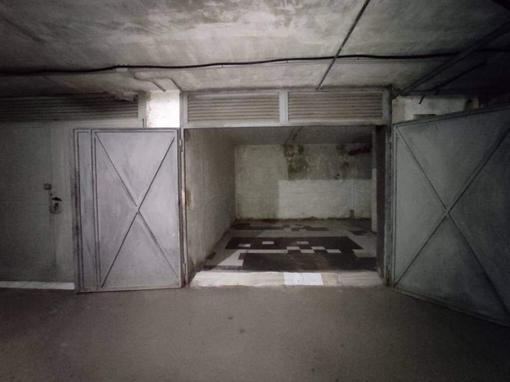 Box / garage a Casalnuovo di napoli in Via dei Cedri - Foto 4