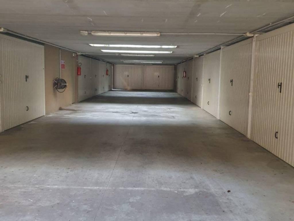 Box / garage a Pavia in Via Monte Grappa, 5 - Foto 3