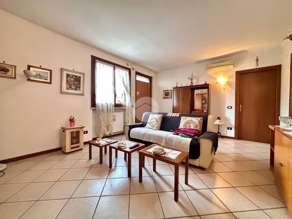 Villa a San giovanni lupatoto in Via Riccarda Castellani, 21 - Foto 5