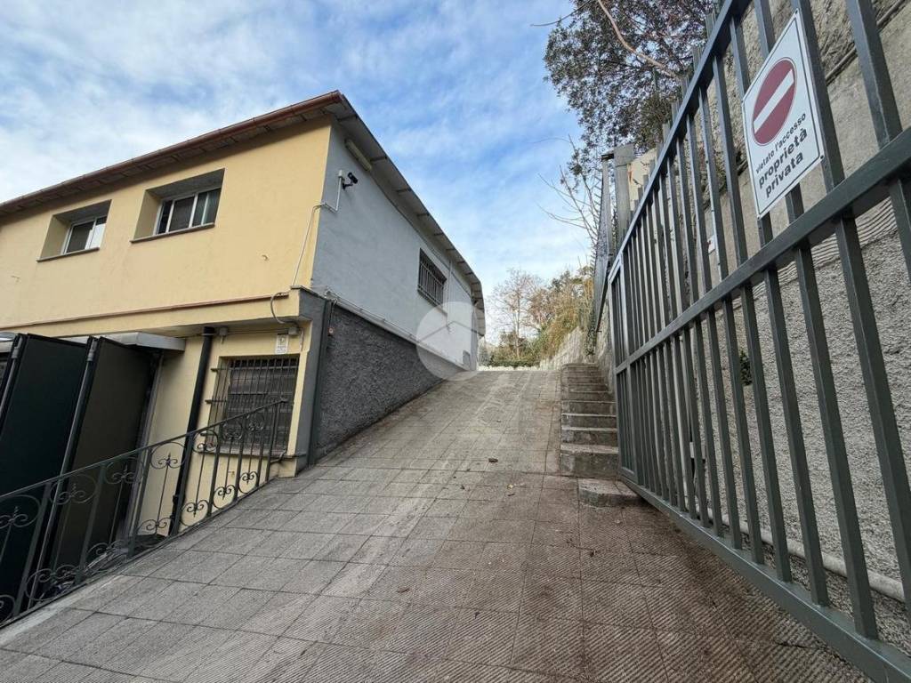 Immobile a Genova in Via borzoli, 79 - Foto 2