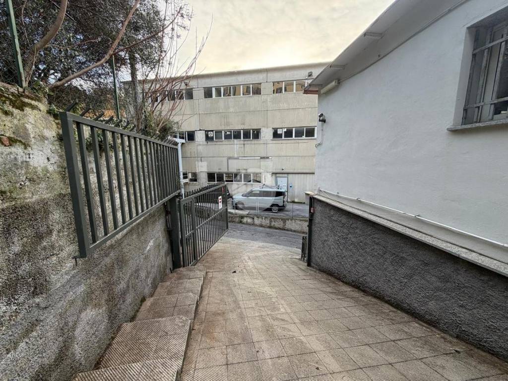 Immobile a Genova in Via borzoli, 79 - Foto 3