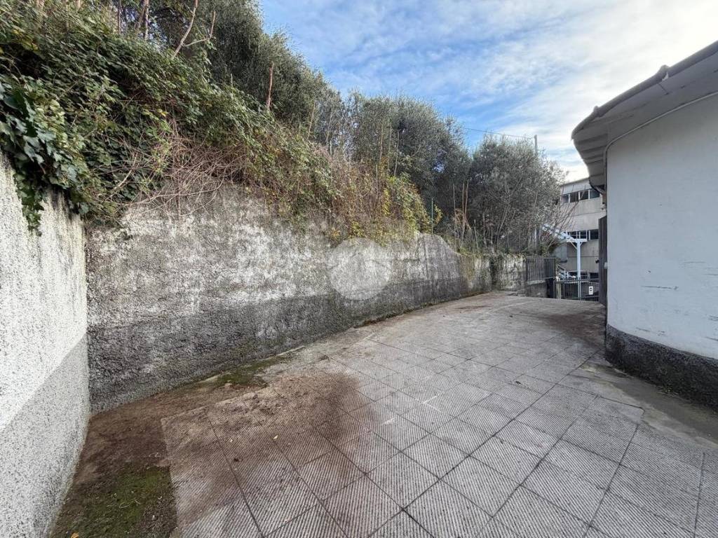 Immobile a Genova in Via borzoli, 79 - Foto 4