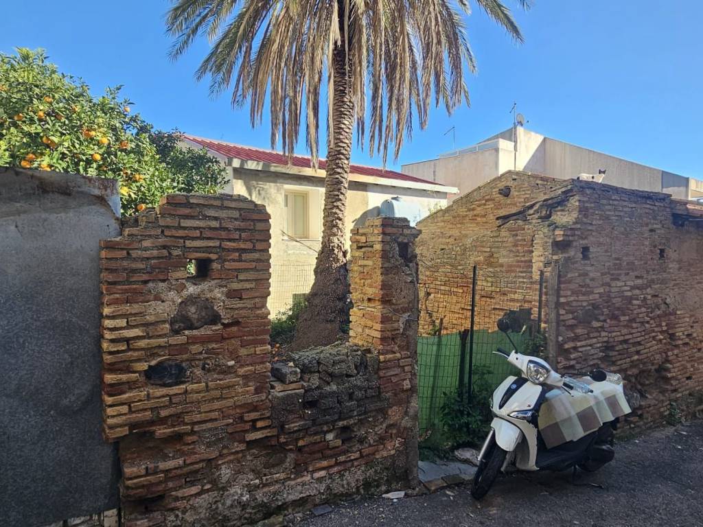 Rustico / casale a Messina in Via Giuseppe Verdi in Faro Superiore - Foto 2