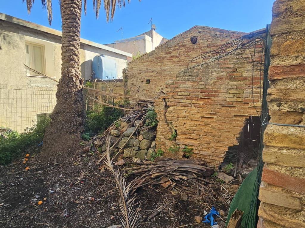 Rustico / casale a Messina in Via Giuseppe Verdi in Faro Superiore - Foto 3