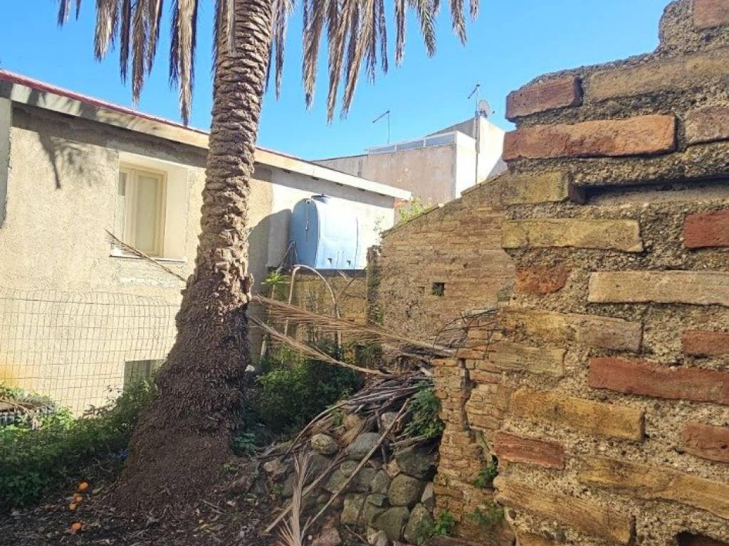 Rustico / casale a Messina in Via Giuseppe Verdi in Faro Superiore - Foto 4