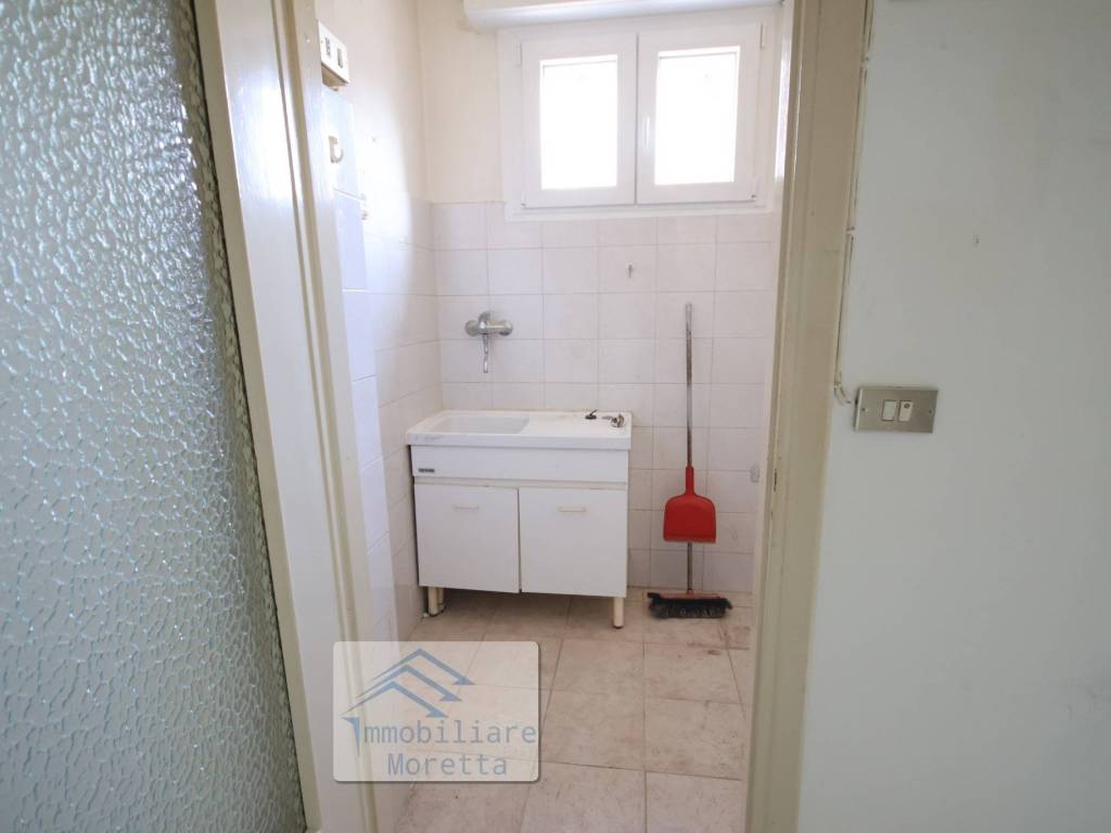 Appartamento a Asti in Via Francesco Petrarca, 35 - Foto 3