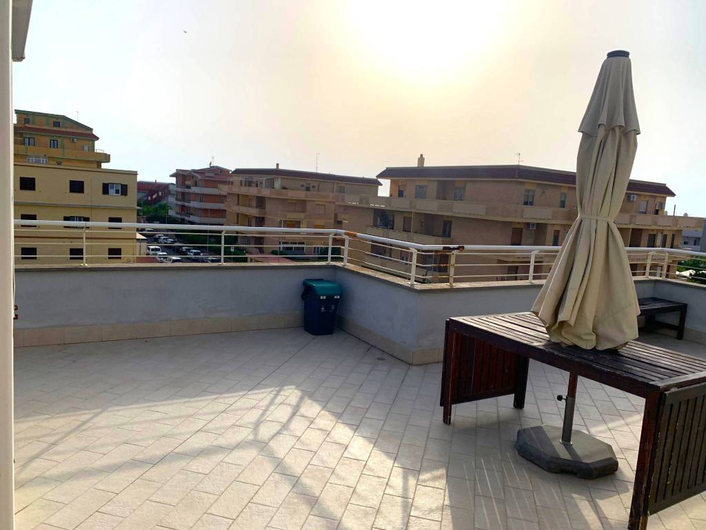 Appartamento a Fiumicino in Via Cardinale Lambruschini - Foto 2