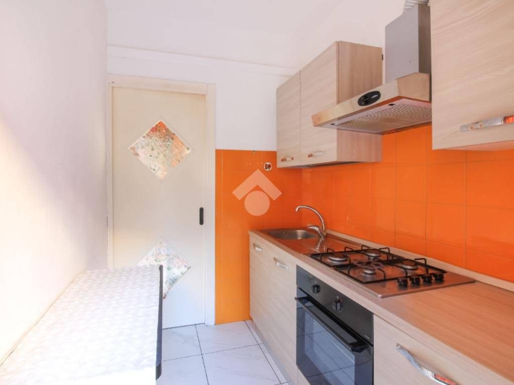 Appartamento a Alba adriatica in Via Abruzzo, 54 - Foto 4