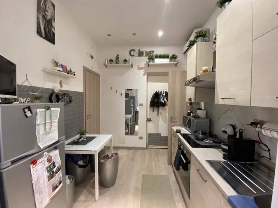 Appartamento a Genova in Via Asilo Davide e Delfina Garbarino, 8 - Foto 2