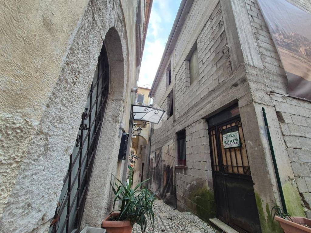 Rustico / casale a Sora in Via Giovanni Branca - Foto 3