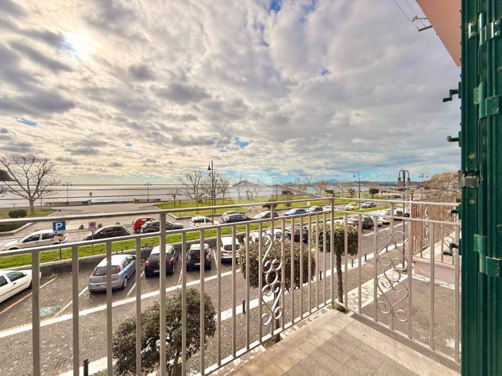 Appartamento a Pozzuoli in Corso Umberto I - Foto 4