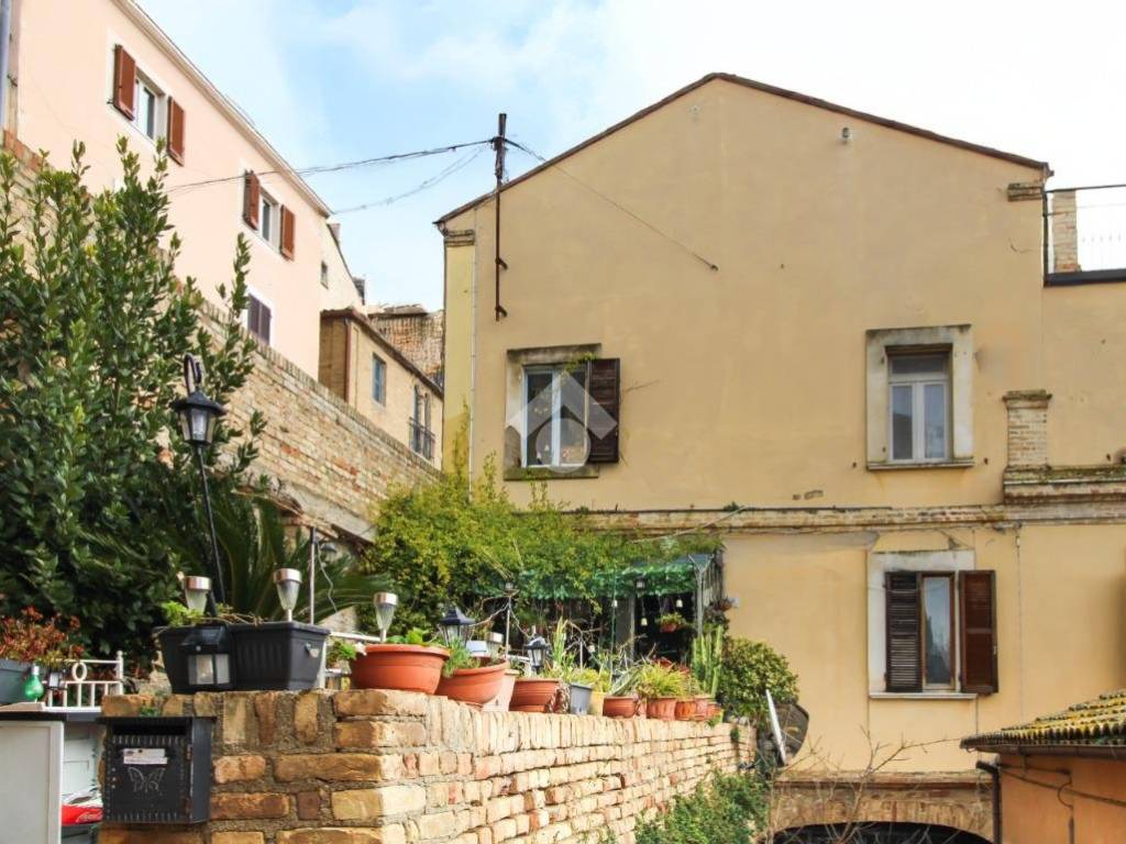 Appartamento a Tortoreto in Via XX Settembre, 94 - Foto 2