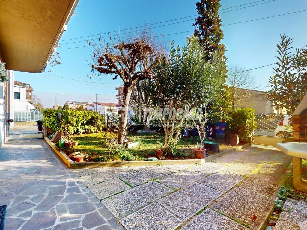 Casa indipendente a Carpi in Via Umbria, 9 - Foto 3