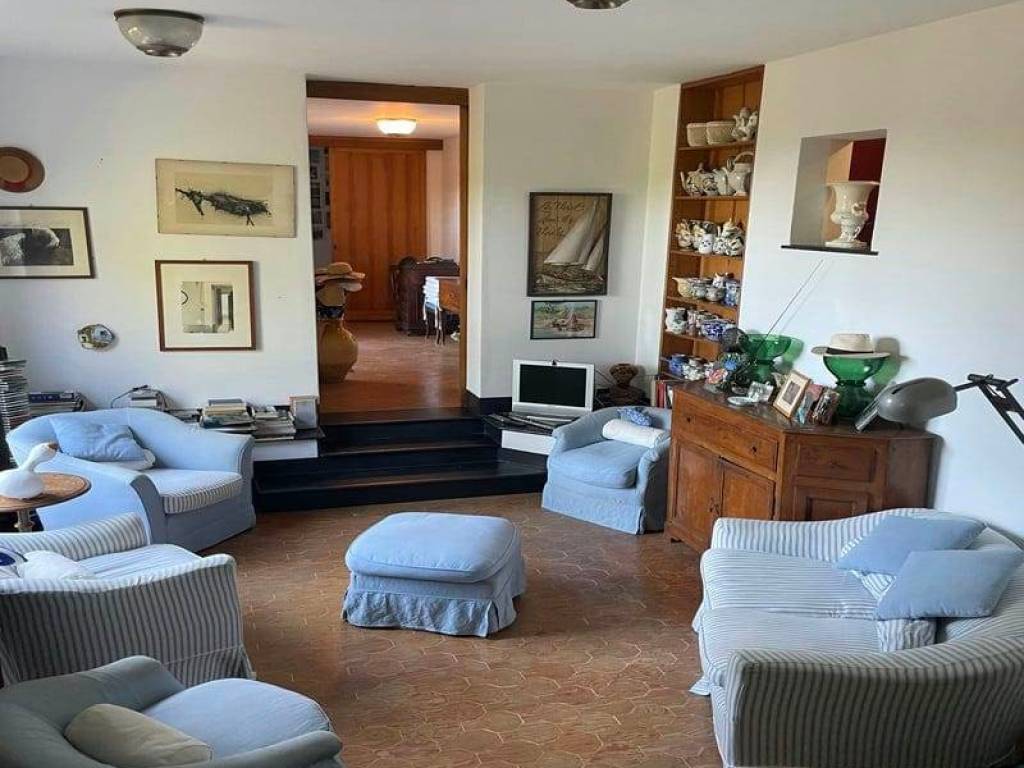 Appartamento a Arenzano in Via della Rotonda - Foto 4