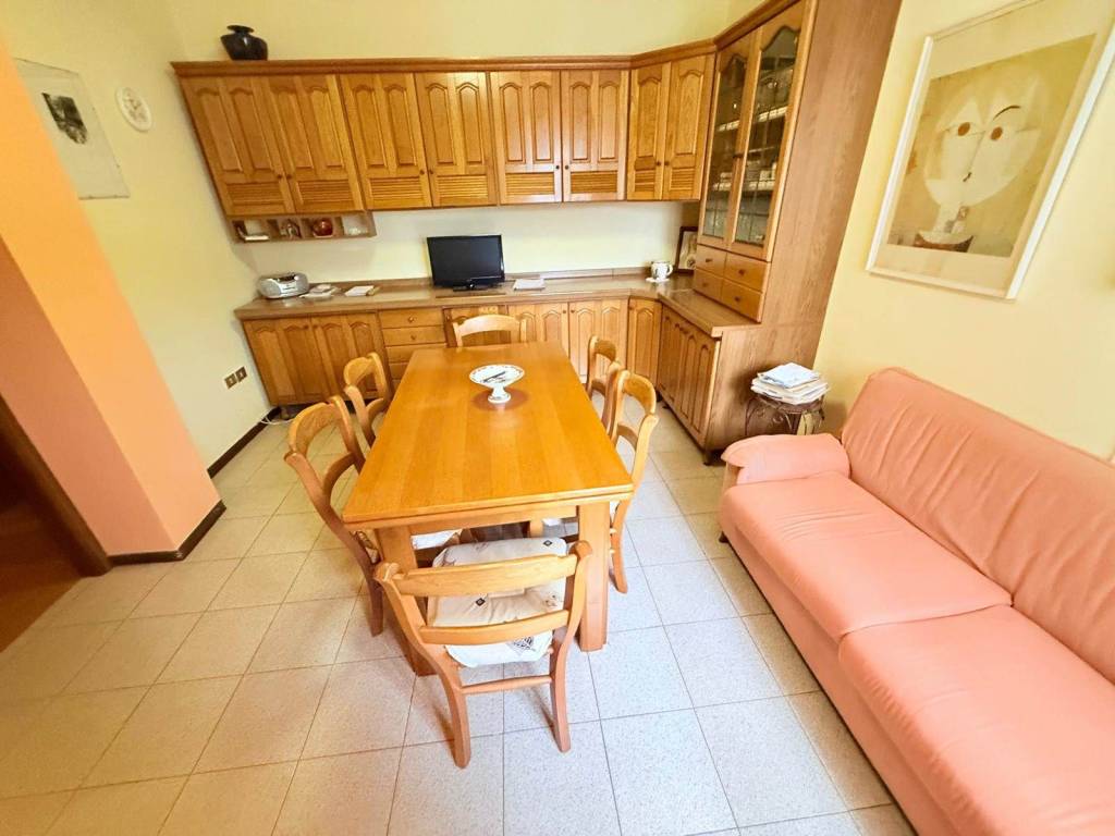 Appartamento a Urbino in Via Nenni - Foto 2