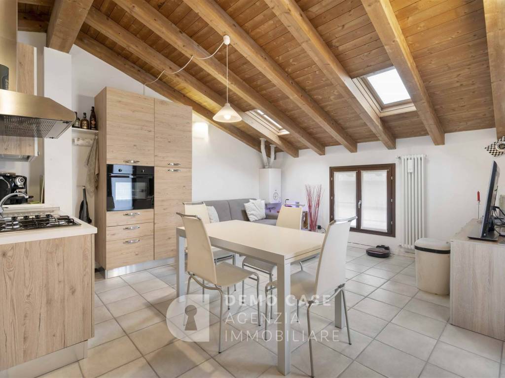 Appartamento a Grandate in Via Baradello, 7 - Foto 2