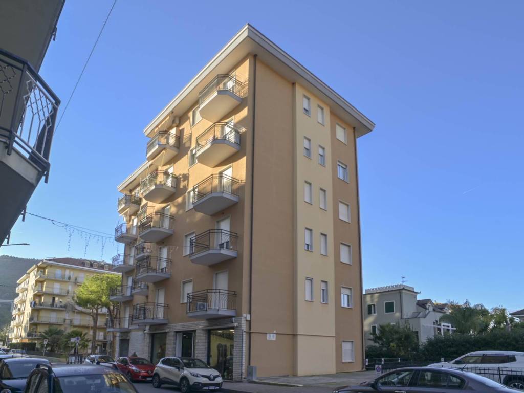 Appartamento a Andora in VIA COLOMBO , 42 - Foto 4