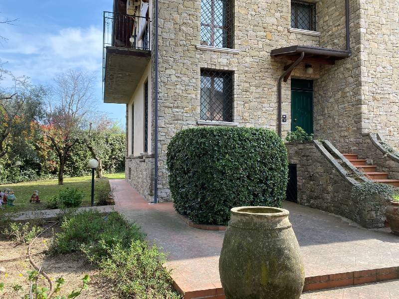 Villa a Manerba del garda in Via Serraglie - Foto 5