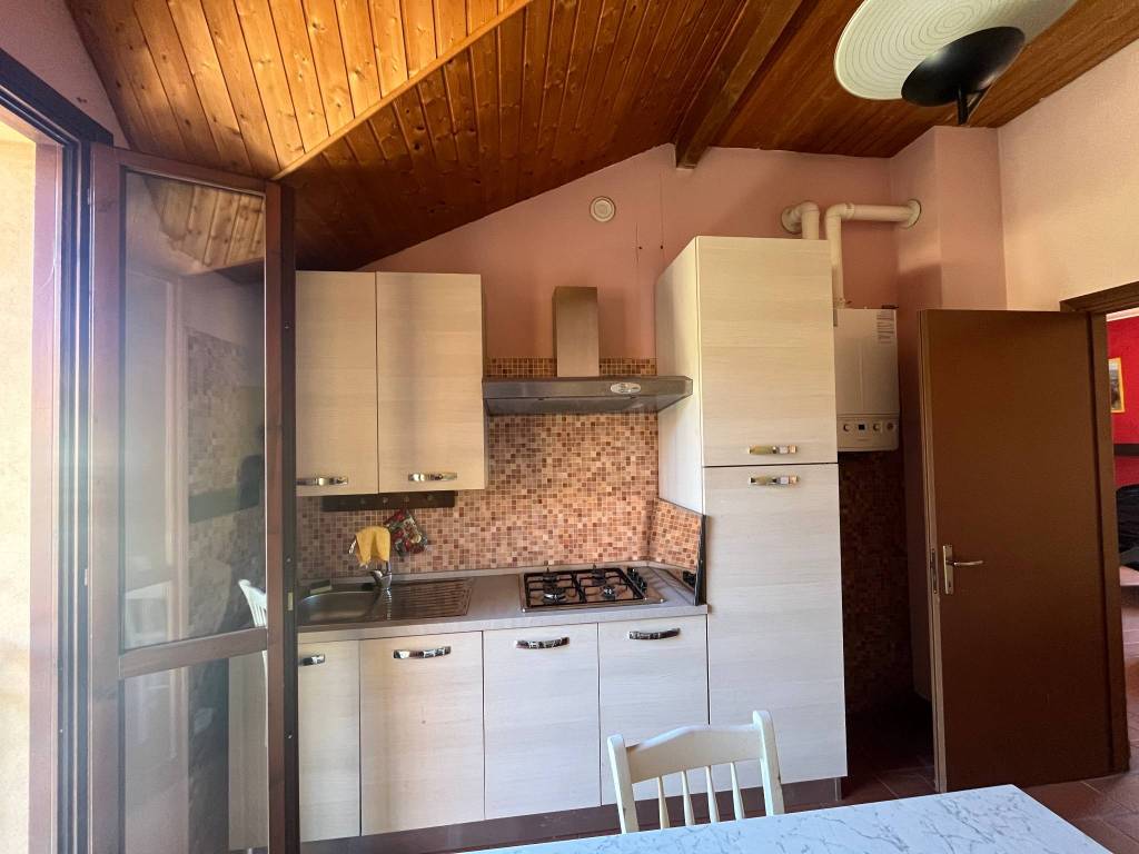 Appartamento a Cairate in Via Indipendenza, 3 - Foto 5