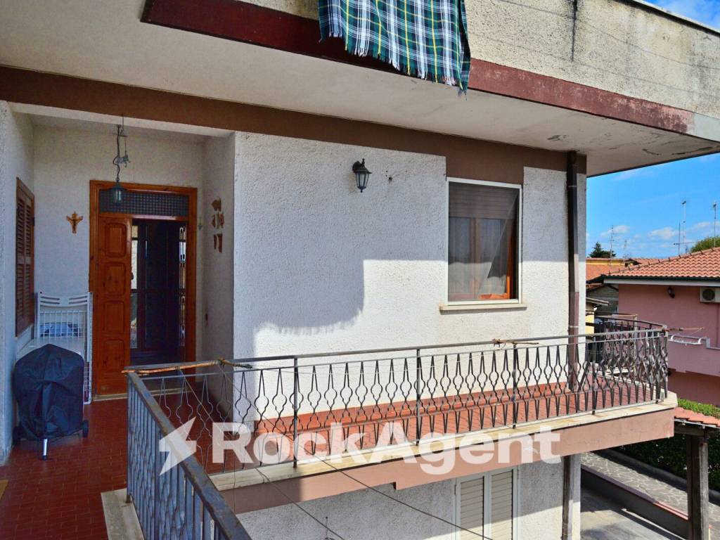 Appartamento a Lariano in Via Vittoria Colonna, 31 - Foto 4