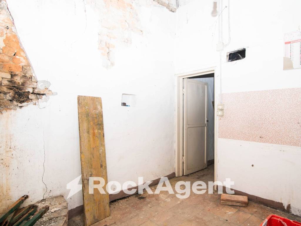 Appartamento a Terre roveresche in Via Montebello, 24 - Foto 4