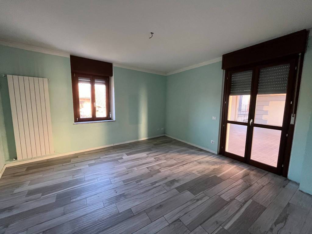Appartamento a Fontaneto d'agogna in Piazza San Rocco - Foto 4