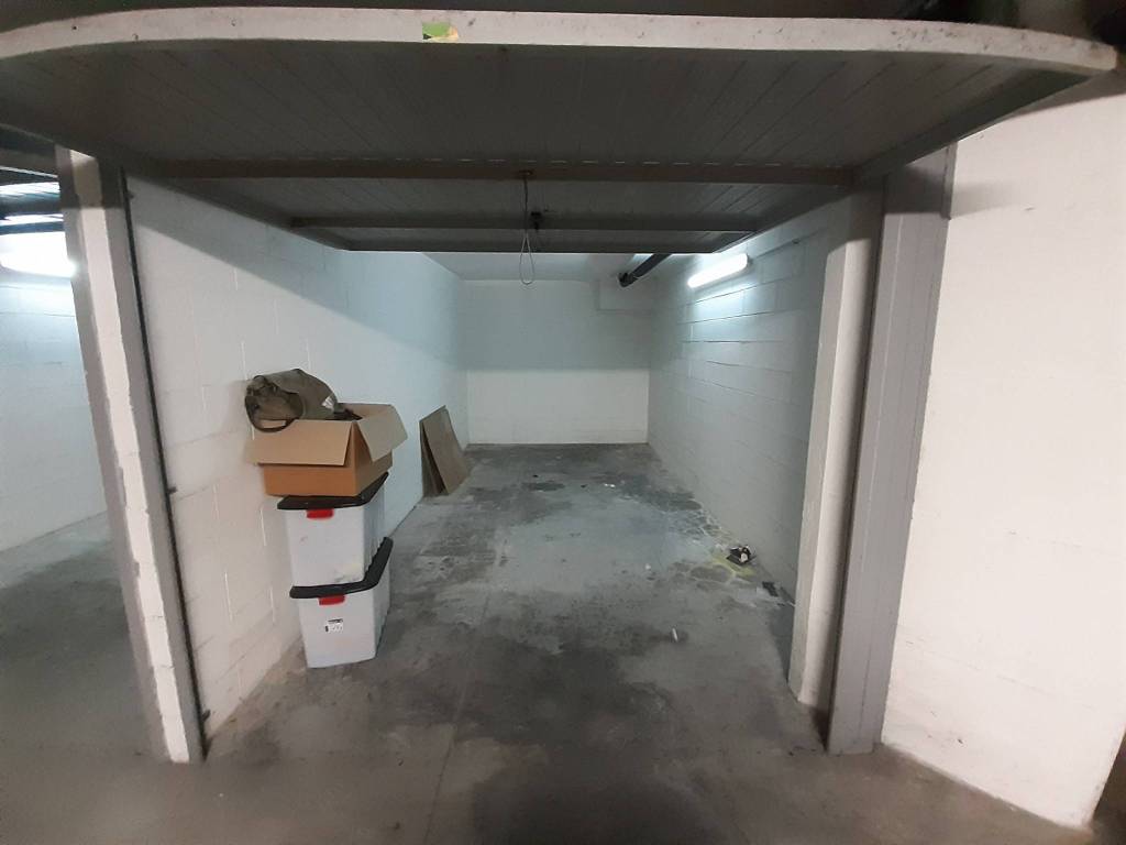 Box / garage a Rimini in Viale Luigi Settembrini, 3 - Foto 5