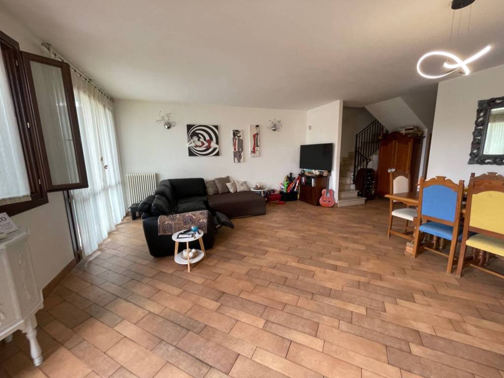 Casa indipendente a Ferrara in Via Ernesto Strozzi - Foto 5