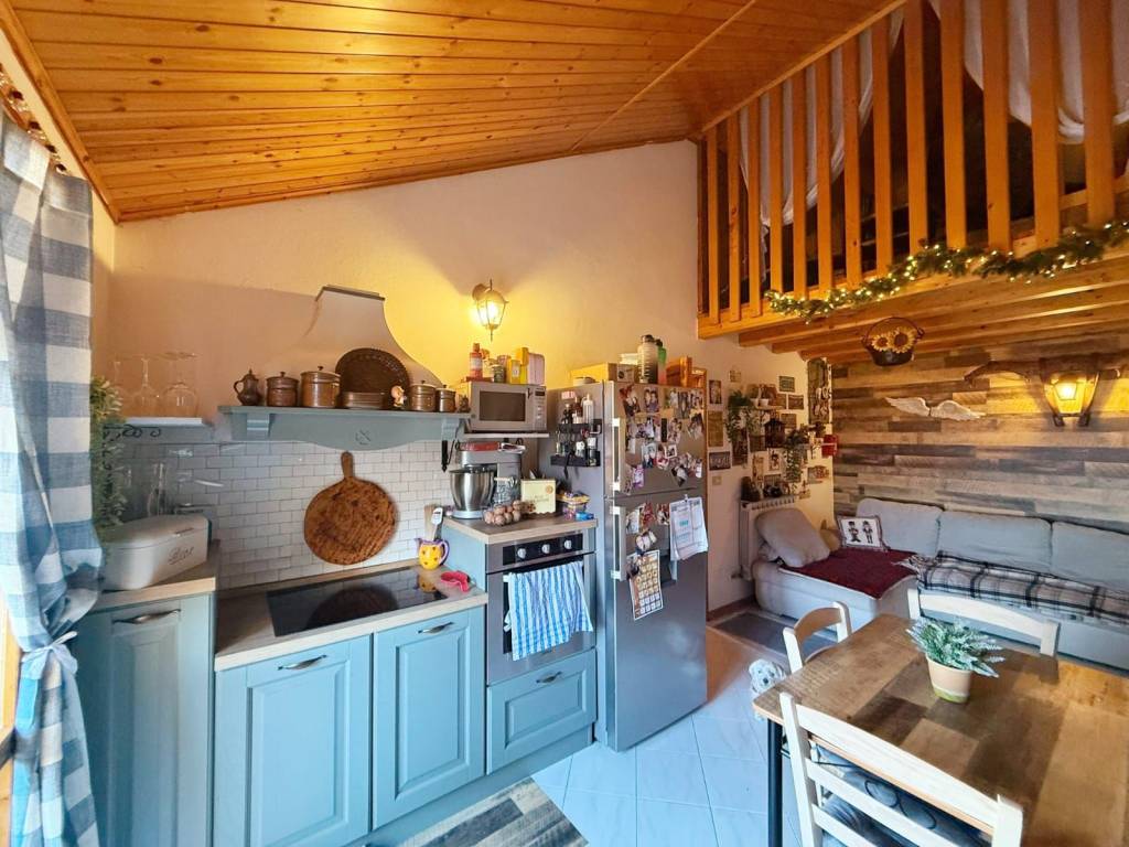 Appartamento a Comacchio in Via Passo di Costalunga - Foto 2