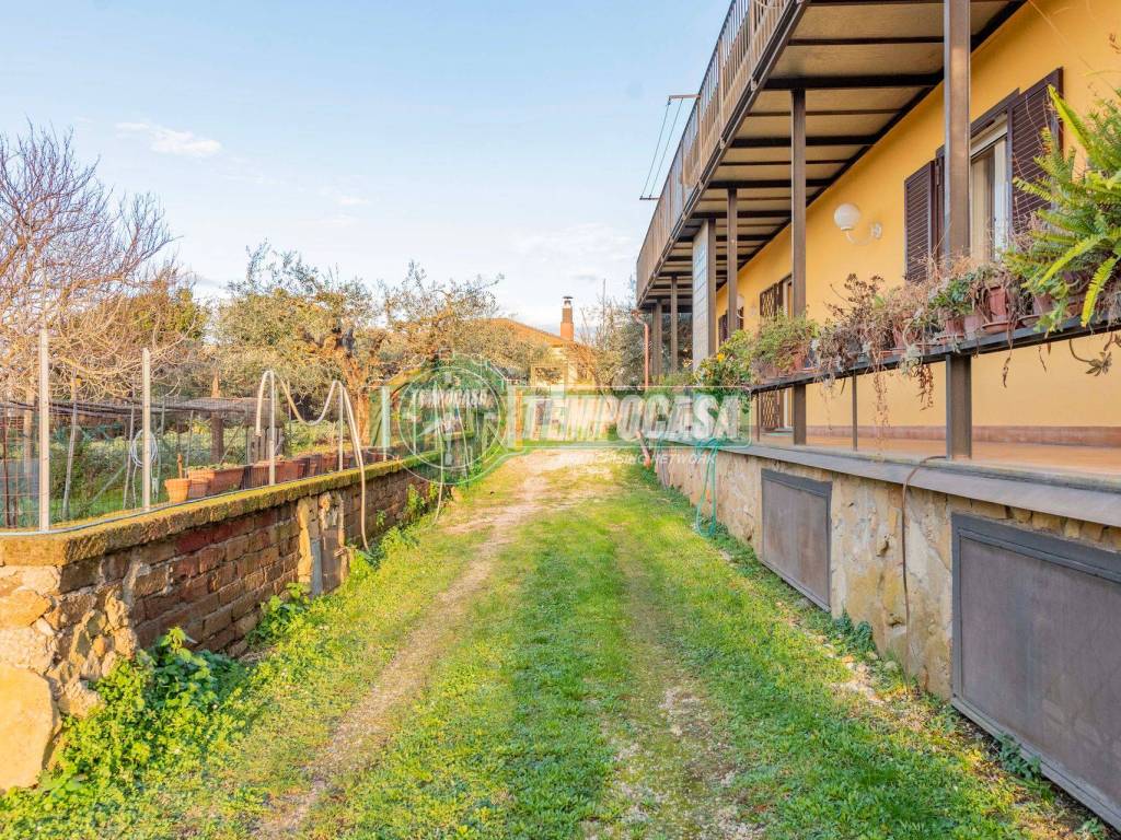 Villa a Anguillara sabazia in Via Vicinale dei Vignali 1 - Foto 4