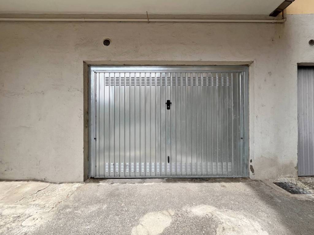 Box / garage a Pinerolo in VIA ACHILLE MIDANA, 6 - Foto 2