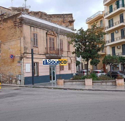 Palazzo / stabile a Bagheria in Piazza Dante - Foto 2