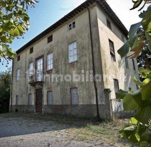 Villa a Lucca in Via Per Camaiore 4895 - Foto 3
