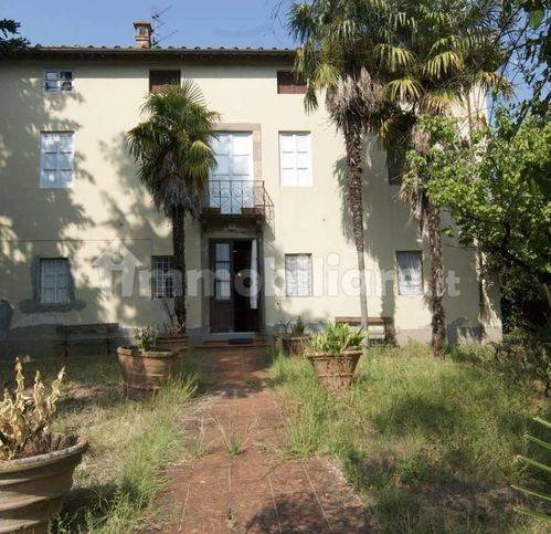 Villa a Lucca in Via Per Camaiore 4895 - Foto 4