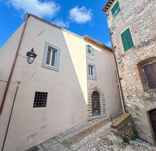 Appartamento a Trevi in Via Roma - Foto 2