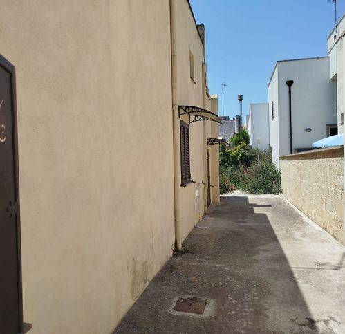 Villa a Botrugno in Via Tripoli 87 - Foto 2
