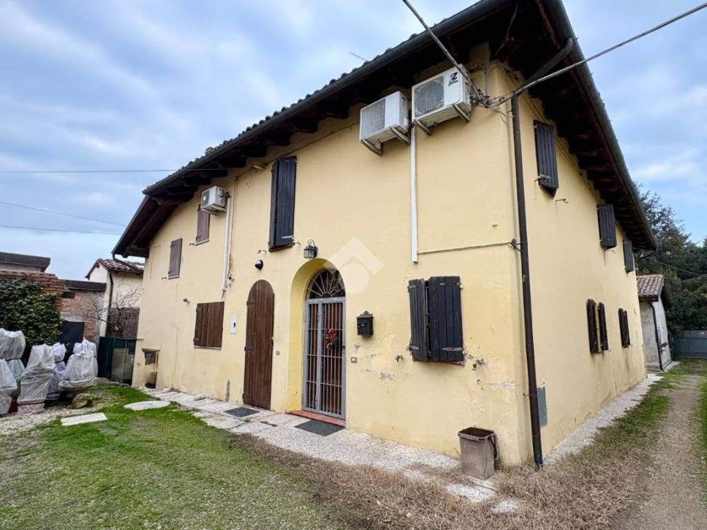 Villa a Budrio in Via Due Madonne, 25 - Foto 3