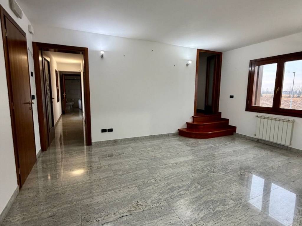 Villa a Portogruaro in Via Campeio, 70 - Foto 4